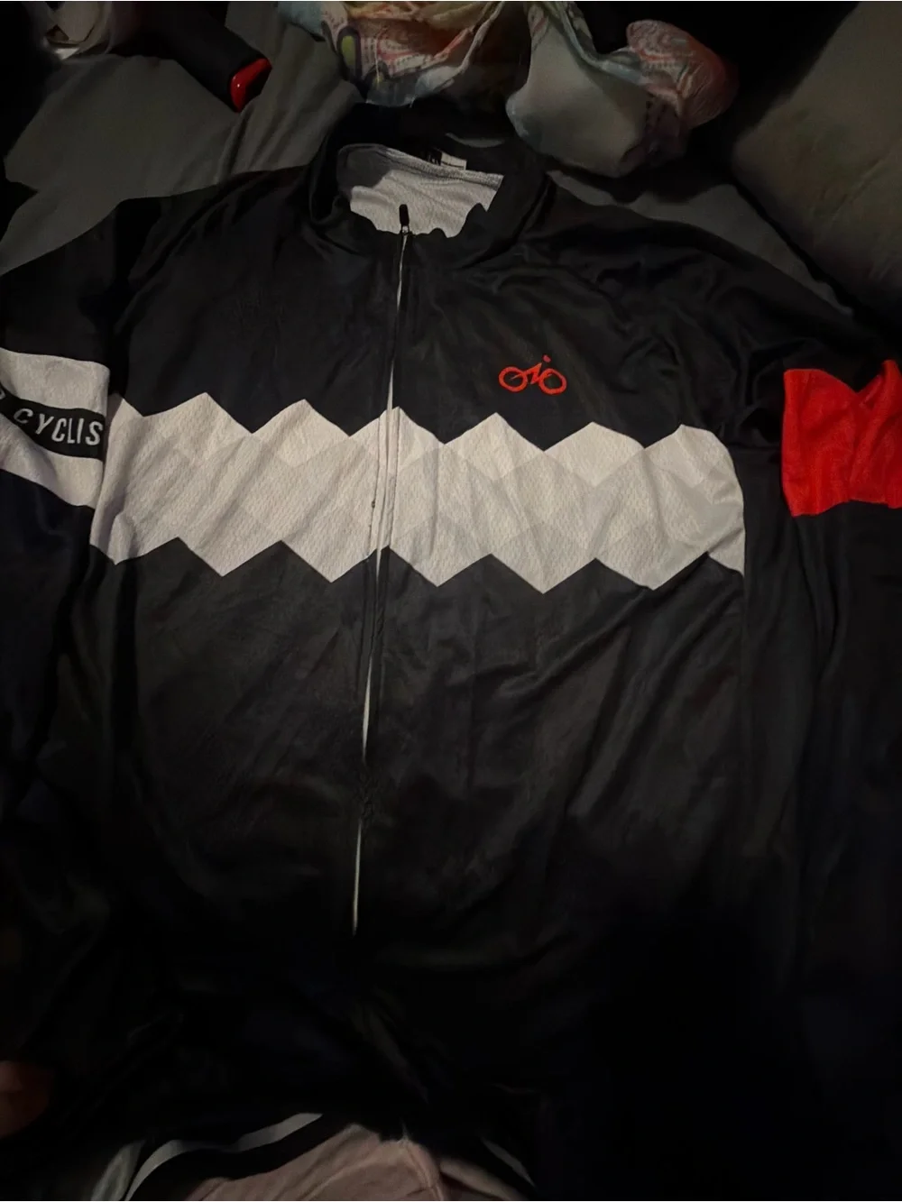 Xl Men's Black Cycling Jersey jacket shirt  with White Chevron and Red Accents